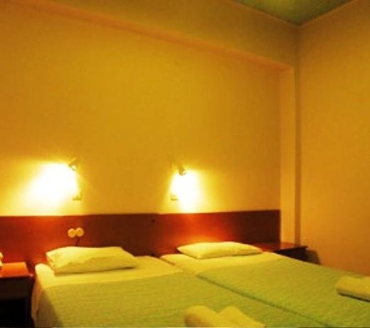 Hotel Kavouris