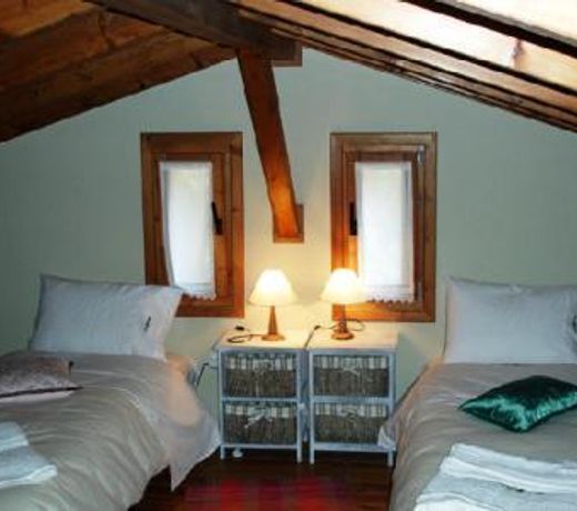 Monodentri Villas