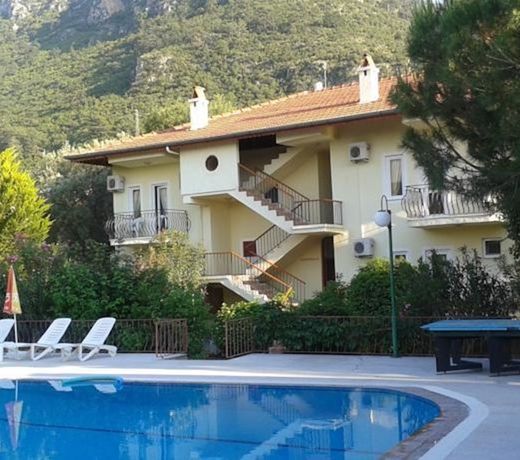 Gonul Hotel