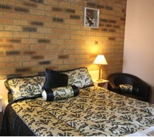 Bega Downs Motor Inn