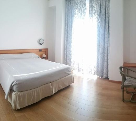 Hotel Excelsior