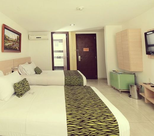 Hotel La Serrania Bucaramanga
