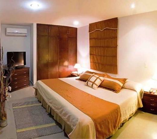 Cabecera Country Hotel