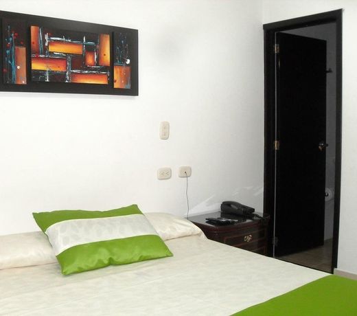 HOTEL SAN LUIS PLAZA