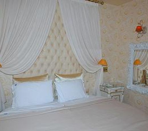 Hotel Priamos