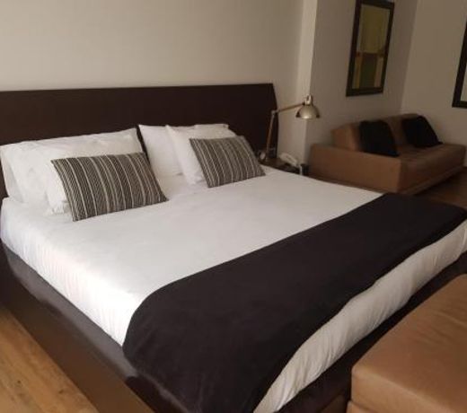 Suites Casa 95