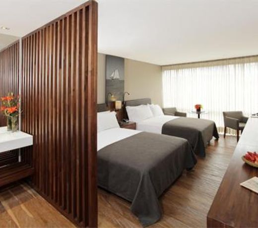 Hotel Estelar Parque de la 93