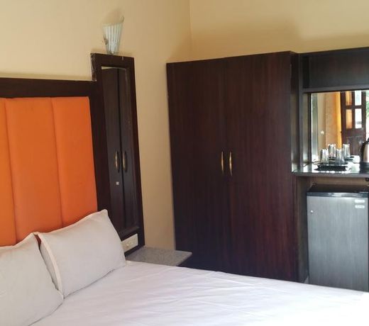 Hotel Riverside