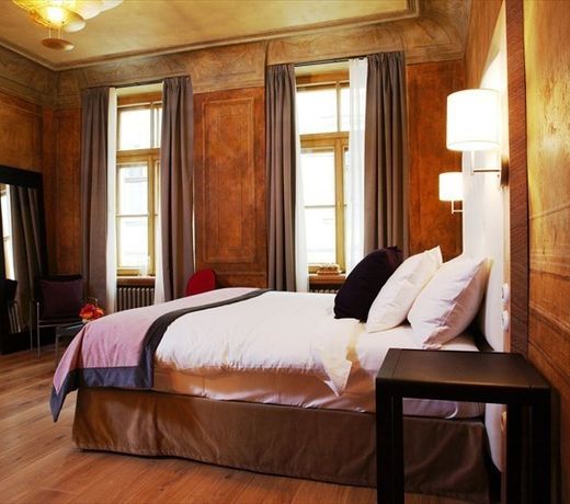Dome Hotel