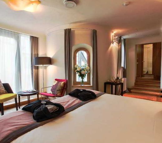 Dome Hotel