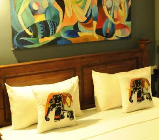 Hotel Tinaya