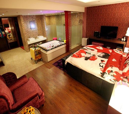 Hong Wei Yi Jia Chains Hotel