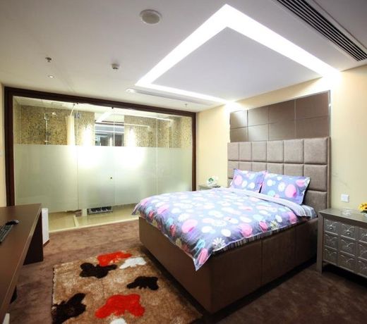 Hong Wei Yi Jia Chains Hotel