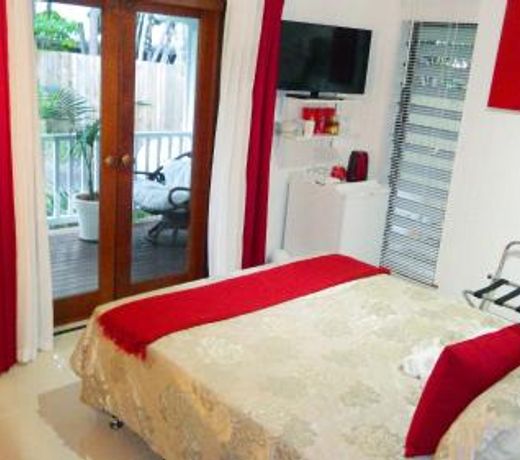 South Pacific Bed & Breakfast