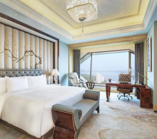 Wanda Reign Wuhan