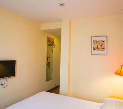 Home Inn Shijiazhuang West Zhongshan Road Jinding Apartment