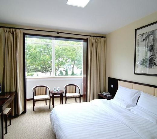 Yantai Hong Teng Hotel