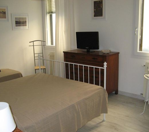 Venice Home