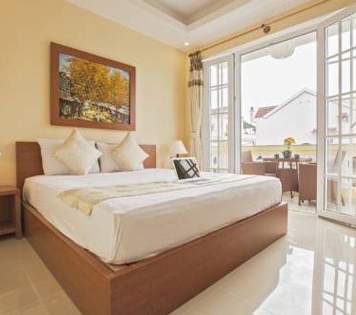TRIPLE Riverside Villa Hoi An
