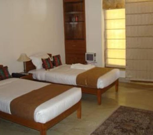 DREAMS INN