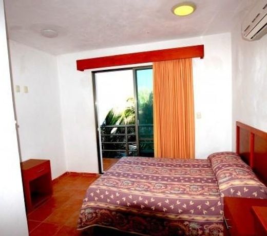 Hotel Arrecifes Costamaya