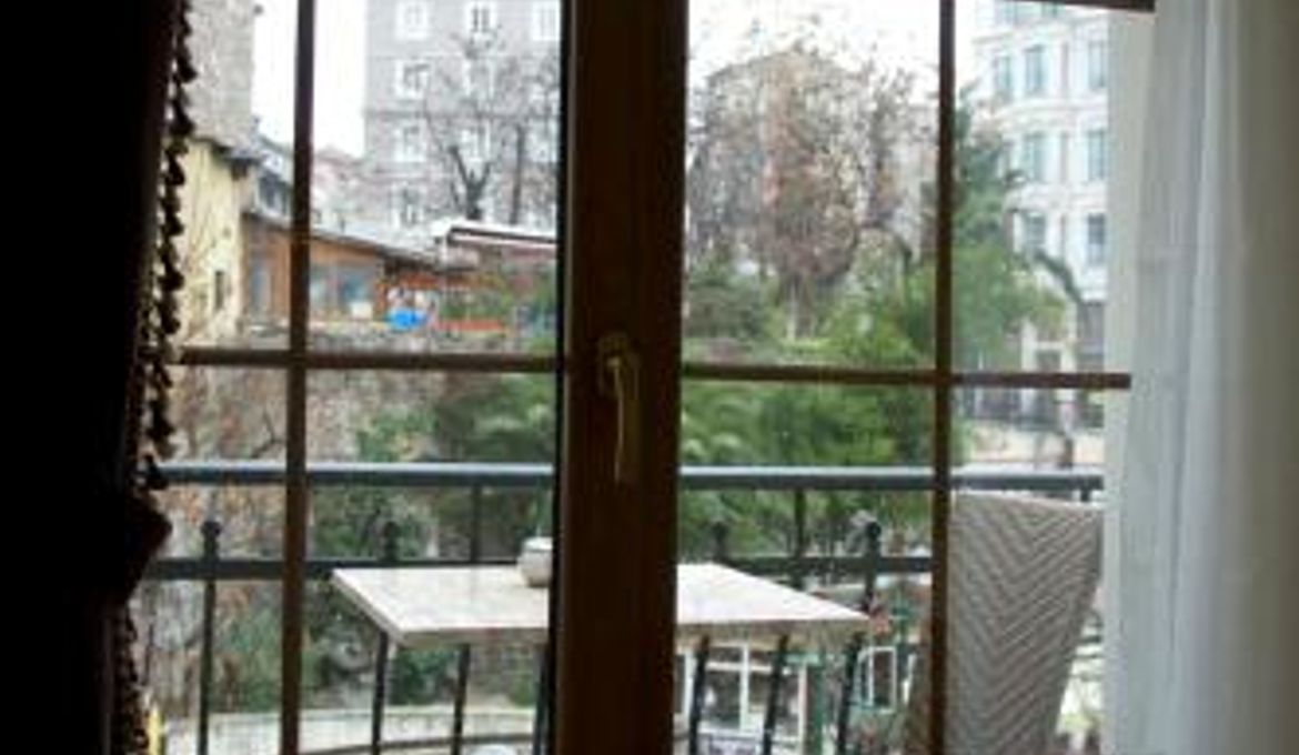 Art Nouveau Galata