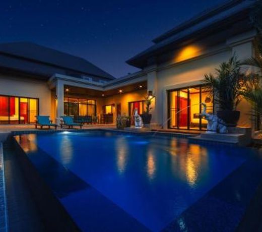 Villa Raas by Tropiclook: Baan Bua Nai Harn