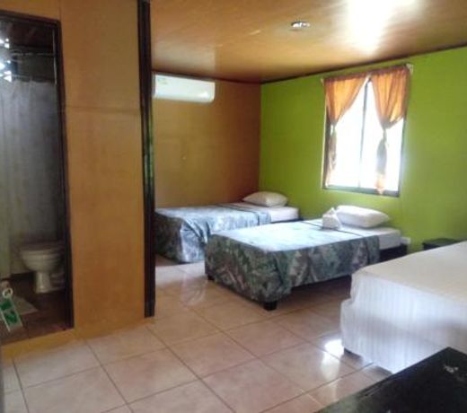 Hotel El Icaco Tortuguero