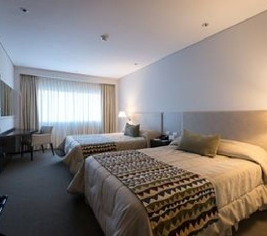 Howard Johnson Plaza Villa Carlos Paz