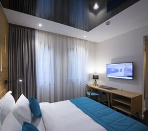 Hotel Sana