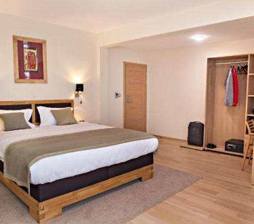 Hotel Aziza