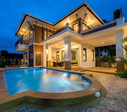 The sea aonang pool villa