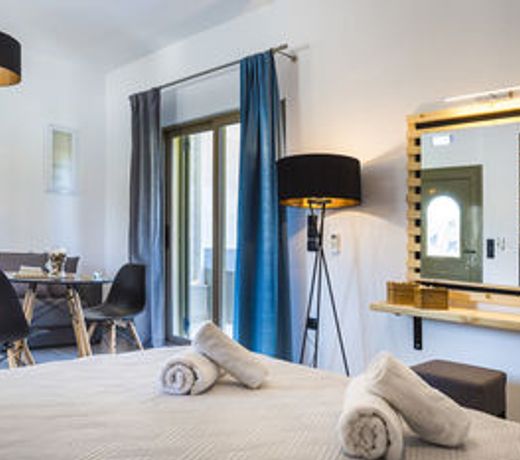Cypress Garden Villas