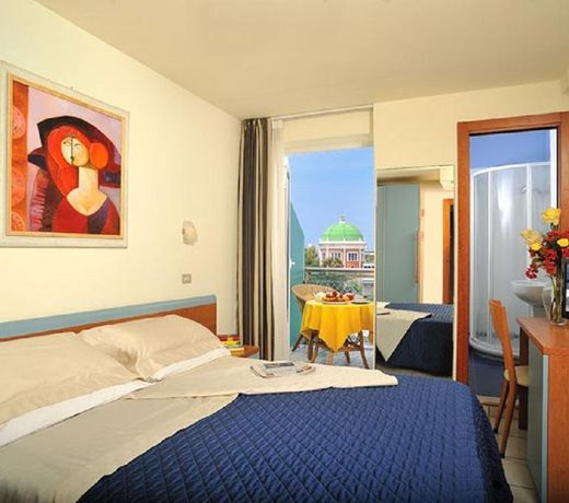Hotel Astra