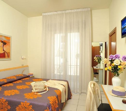 Hotel Astra