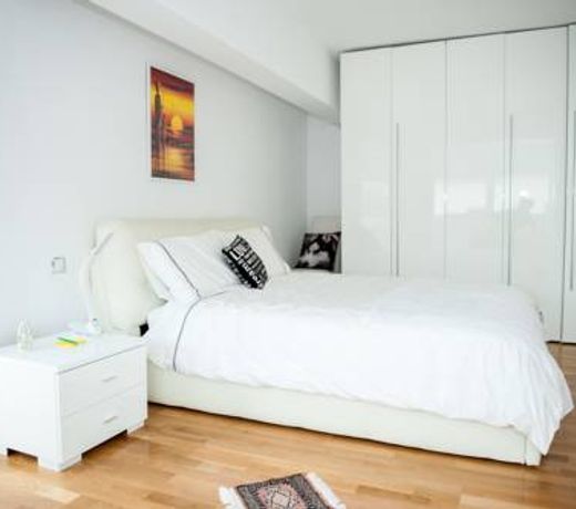 White Dream Suites