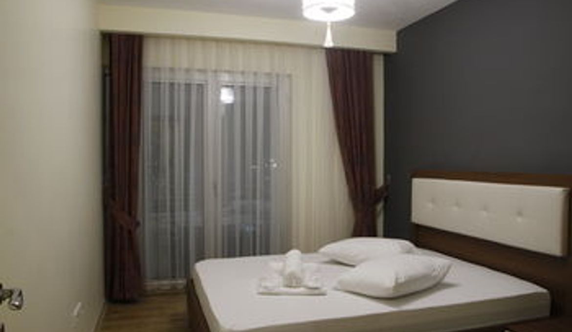Fly Suites