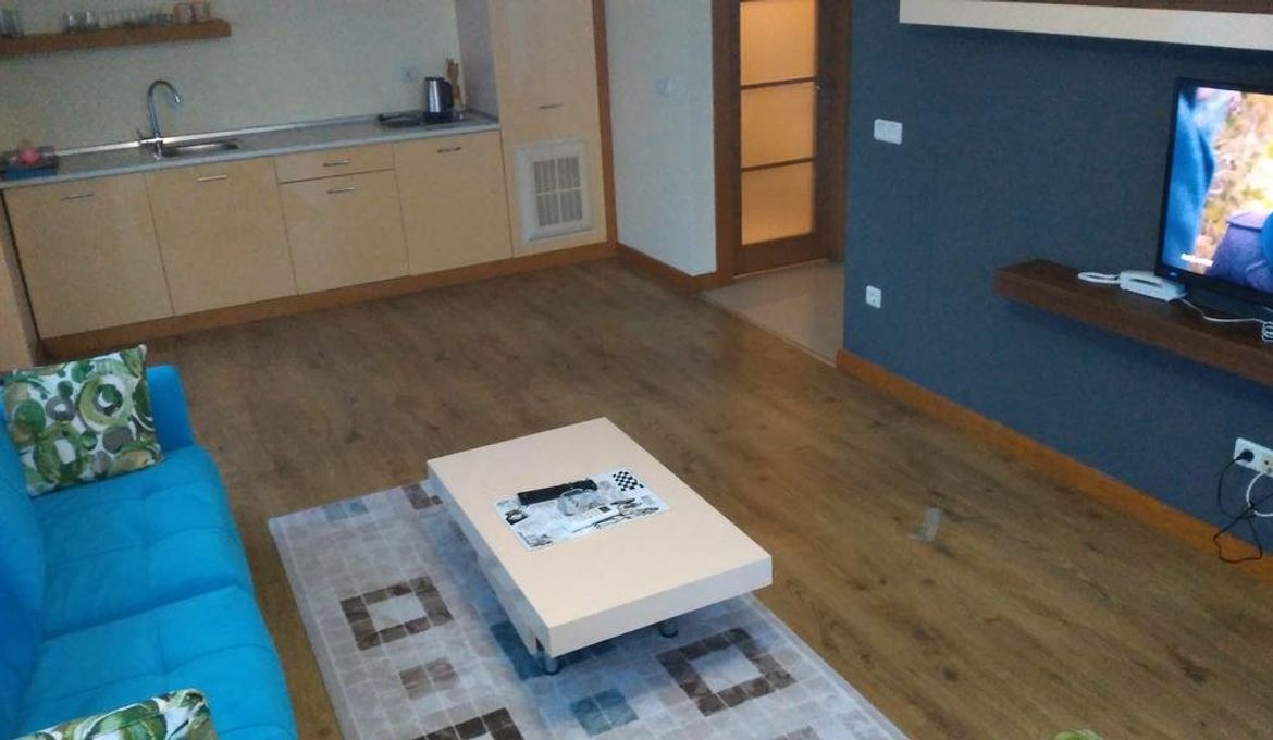 Fly Suites