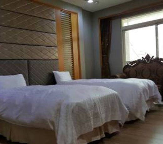 Royal Garden Business Motel