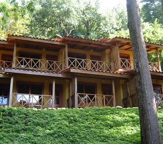 Esencia Hotel and Villas