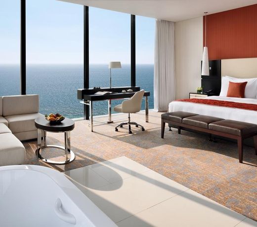 Mövenpick Hotel Colombo