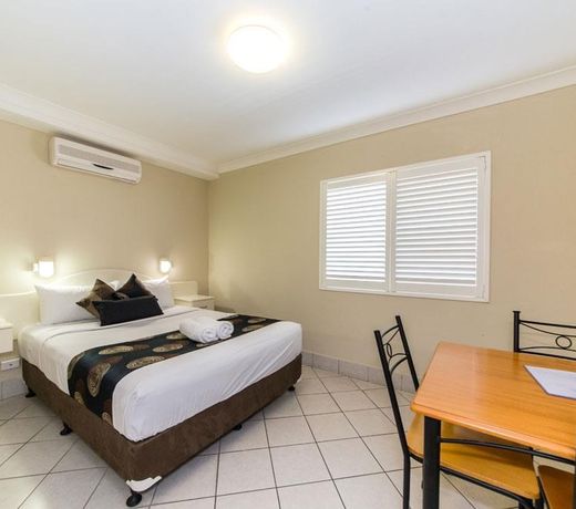 Villa Capri Motel