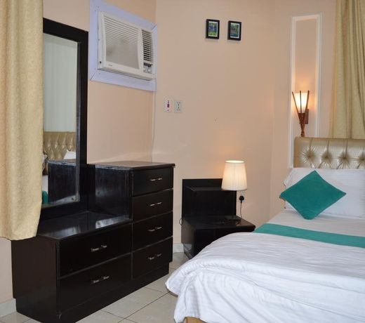 Sharq Hotel