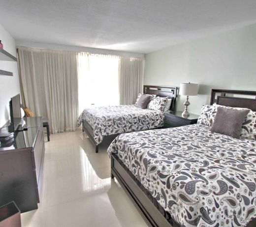 Private Apartments by South Florida Vacations