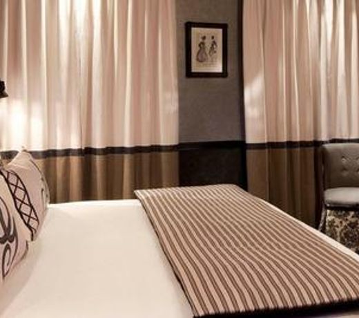 Les Plumes Hotel