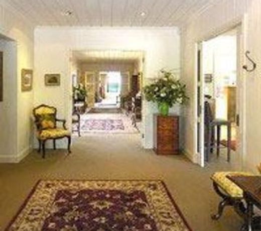 ACCOLADES BOUTIQUE HOTEL
