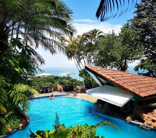 Si Como No Resort & Wildlife Refuge