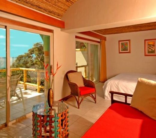 Si Como No Resort & Wildlife Refuge