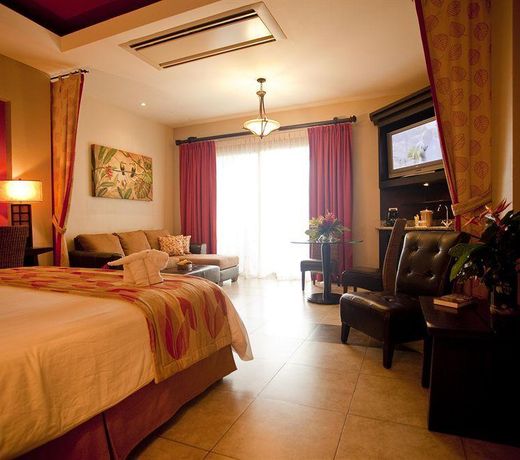 Parador Nature Resort and Spa