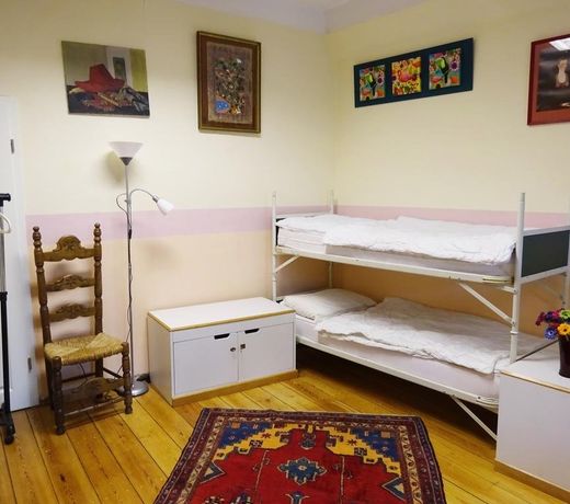 Hummel Hostel - Historische Stadtvilla mit Garten